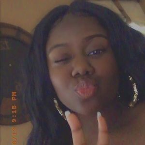 Meet your Posher, Brianah